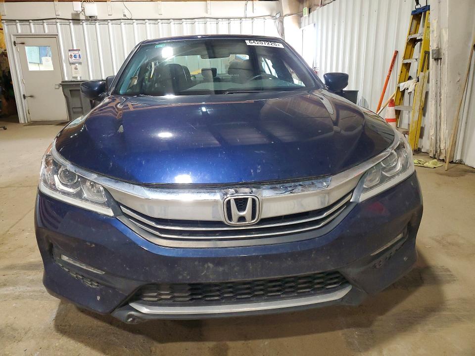 Продаж на аукціоні авто 2016 Honda Accord, vin: 1HGCR2F56GA121610, номер лоту: 64207226