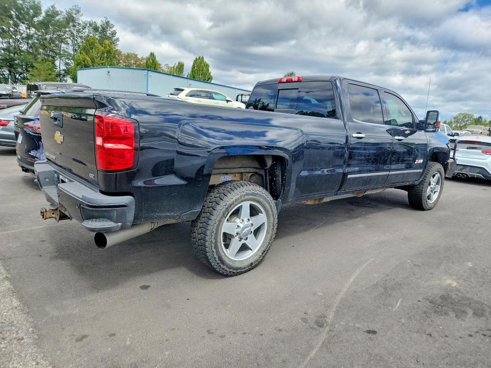 Продажа на аукционе авто 2015 Chevrolet Silverado, vin: 1GC1KWE80FF644751, номер лота: 64962976