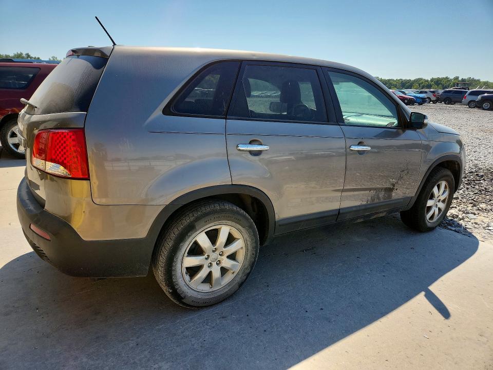 66568656 :رقم المزاد ، 5XYKT3A1XDG315297 vin ، 2013 Kia Sorento مزاد بيع