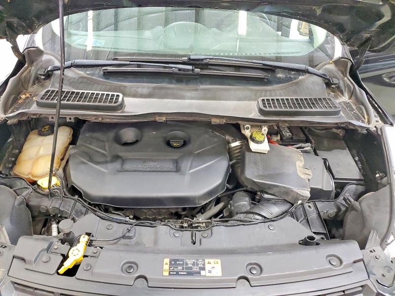 2015 Ford Escape მანქანა იყიდება აუქციონზე, vin: 1FMCU9G90FUB32442, აუქციონის ნომერი: 64968576