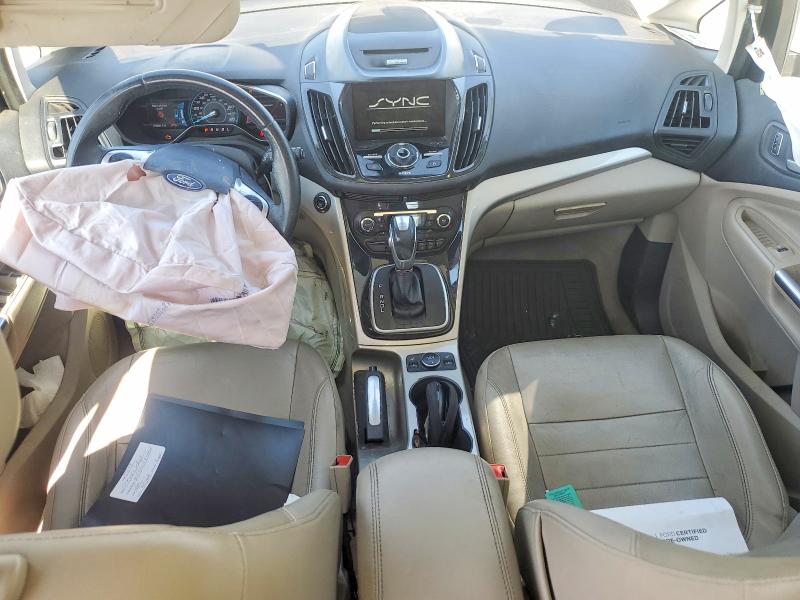 64755646 :رقم المزاد ، 1FADP5CU9EL507032 vin ، 2014 Ford C-max مزاد بيع