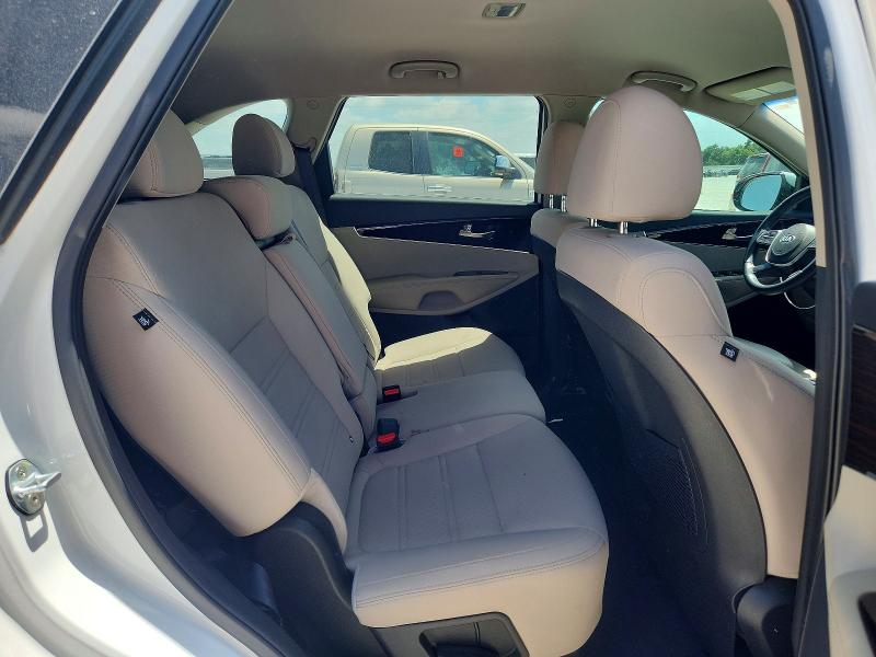 64442416 :رقم المزاد ، 5XYPG4A30KG538978 vin ، 2019 Kia Sorento مزاد بيع