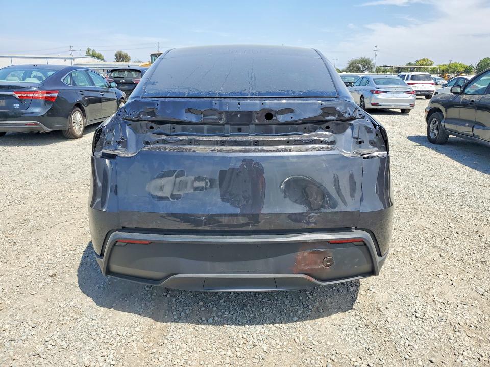 63449686 :رقم المزاد ، 7SAYGDEDXTF439491 vin ، 2026 Tesla Model Y مزاد بيع