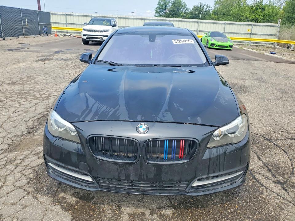 64294256 :رقم المزاد ، WBA5B3C56ED533038 vin ، 2014 Bmw 535 مزاد بيع