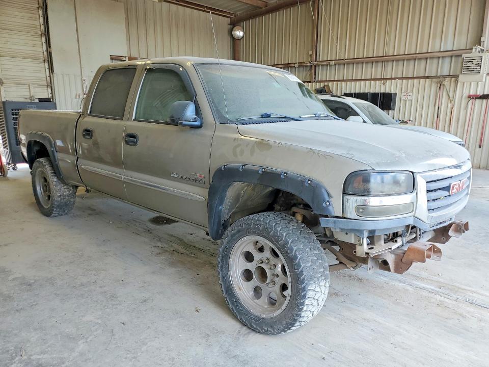 66843646 :رقم المزاد ، 1GTHC23183F123508 vin ، 2003 Gmc Sierra مزاد بيع