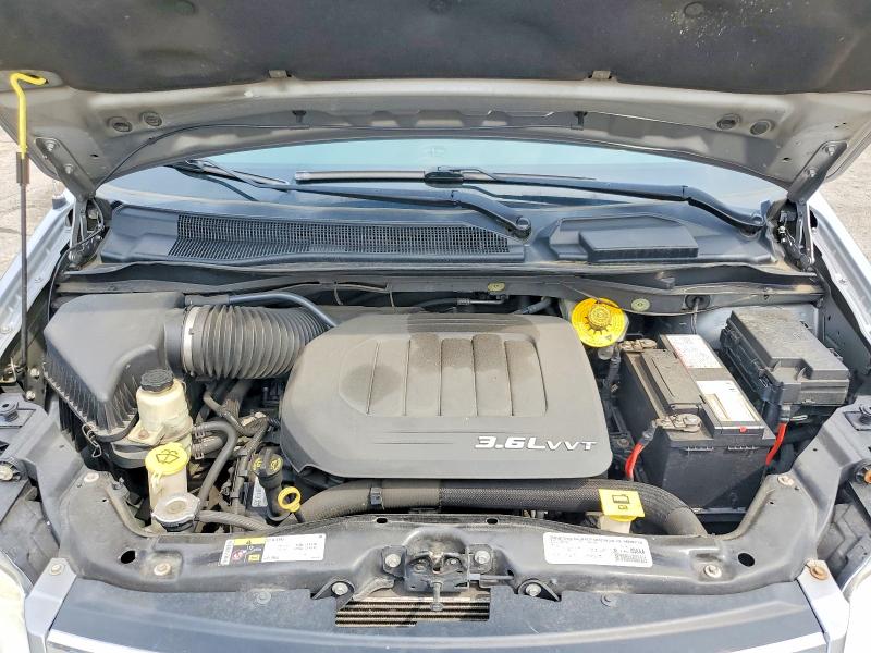 2014 Chrysler Town & Country მანქანა იყიდება აუქციონზე, vin: 2C4RC1BGXER336573, აუქციონის ნომერი: 64799756