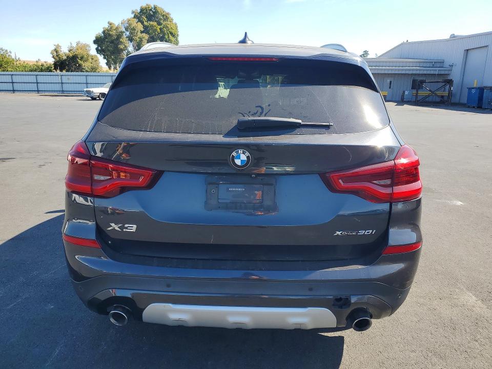64390556 :رقم المزاد ، 5UXTR9C58KLR03947 vin ، 2019 Bmw X3 مزاد بيع