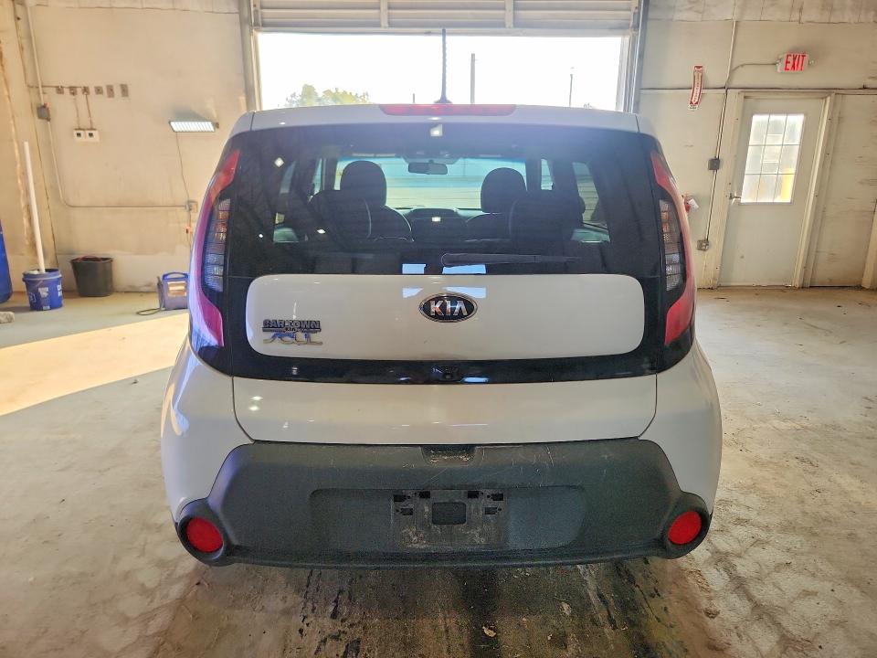 66988746 :رقم المزاد ، KNDJN2A20F7231465 vin ، 2015 Kia Soul مزاد بيع
