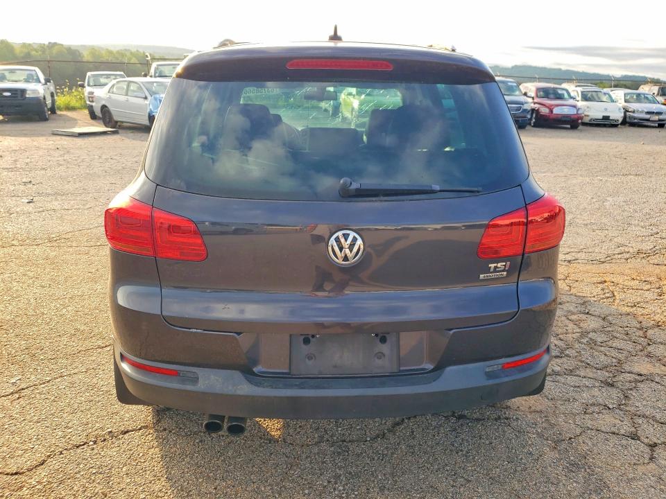 63758566 :رقم المزاد ، WVGBV7AX6GW588925 vin ، 2016 Volkswagen Tiguan مزاد بيع