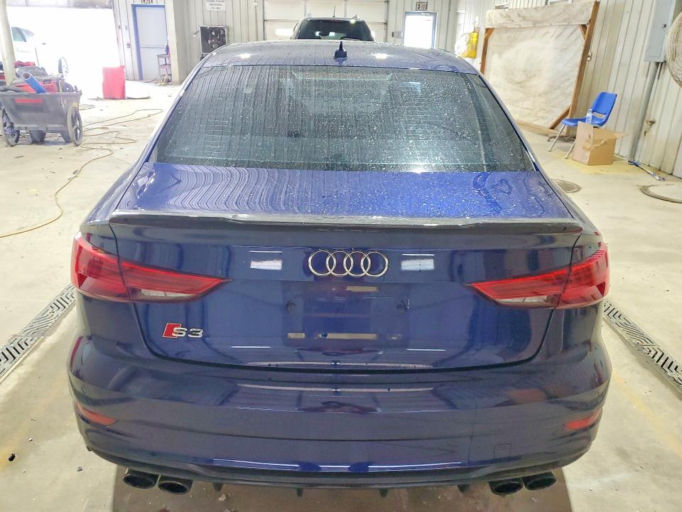 2017 Audi S3 მანქანა იყიდება აუქციონზე, vin: WAUB1GFF5H1053547, აუქციონის ნომერი: 63219566