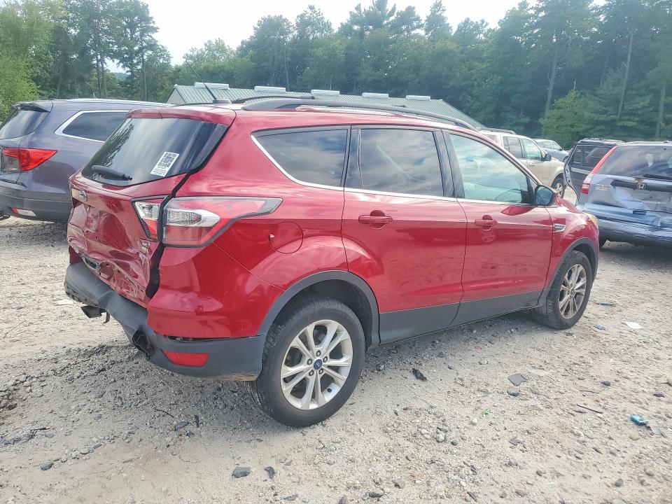 2017 Ford Escape მანქანა იყიდება აუქციონზე, vin: 1FMCU9GD1HUB30402, აუქციონის ნომერი: 66263396