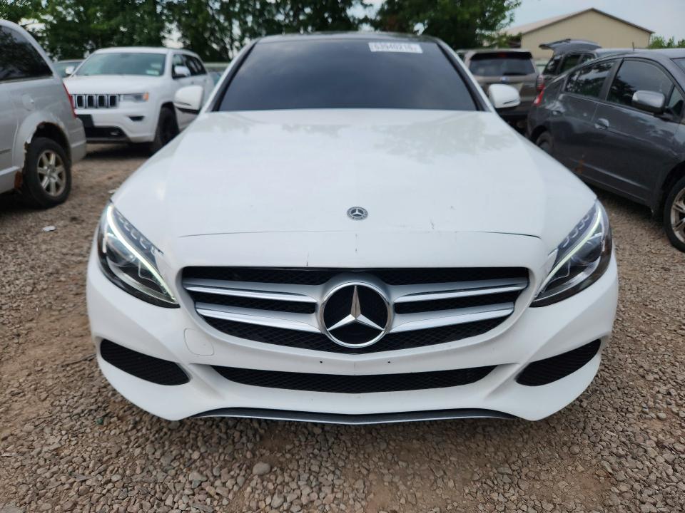 63940216 :رقم المزاد ، WDDWF4KB6JR411078 vin ، 2018 Mercedes-benz C مزاد بيع