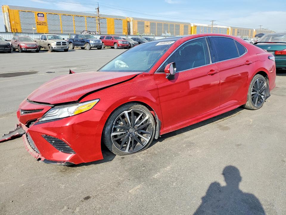 2020 Toyota Camry მანქანა იყიდება აუქციონზე, vin: 4T1K61AK7LU391301, აუქციონის ნომერი: 65668546