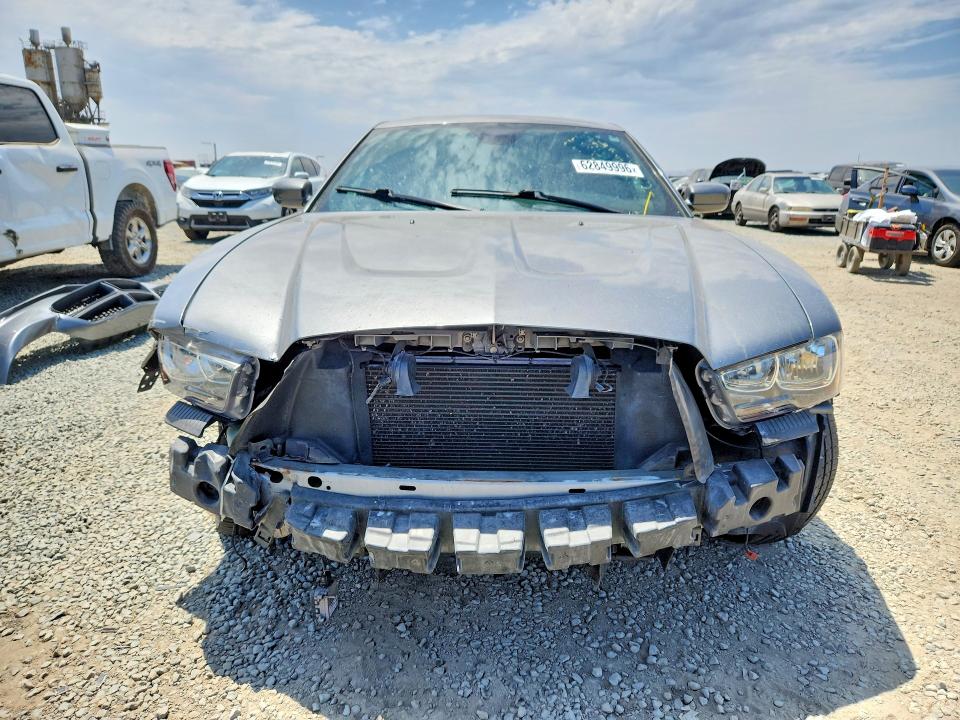 62849996 :رقم المزاد ، 2B3CL5CT6BH571743 vin ، 2011 Dodge Charger مزاد بيع