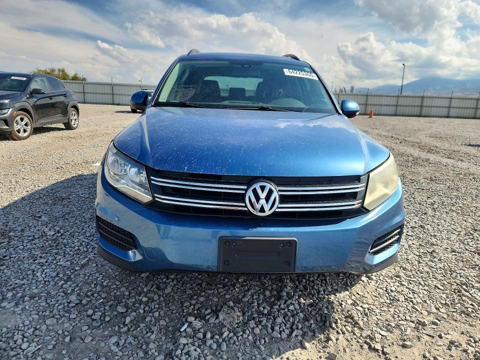 Aukcja sprzedaży 2017 Volkswagen Tiguan, vin: WVGBV7AX0HW500940, numer aukcji: 64225366