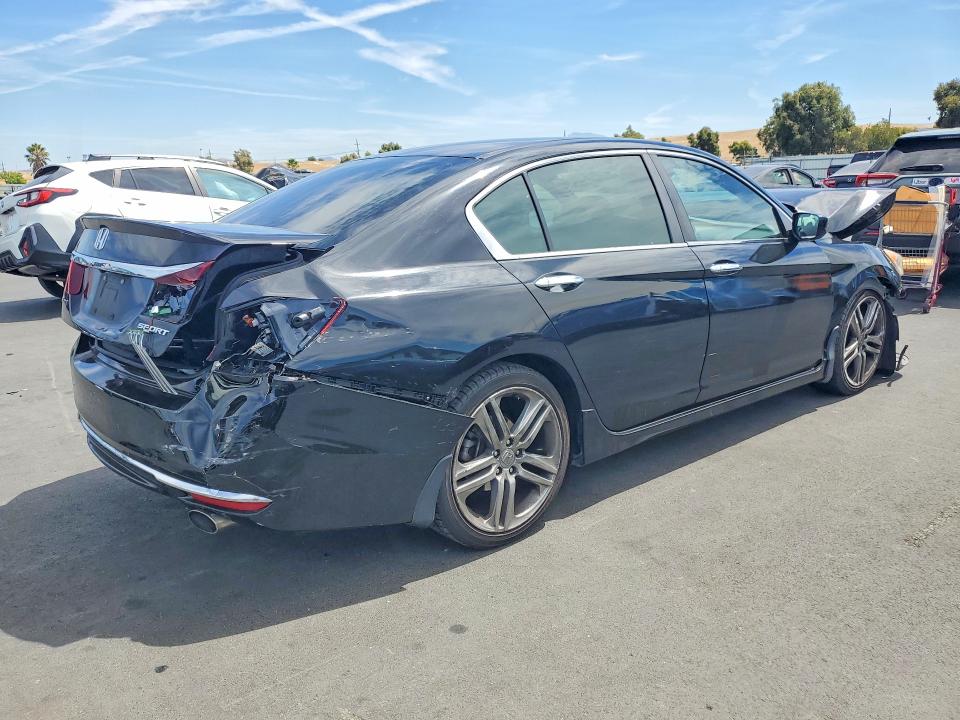 Продаж на аукціоні авто 2017 Honda Accord, vin: 1HGCR2F69HA081663, номер лоту: 65585726