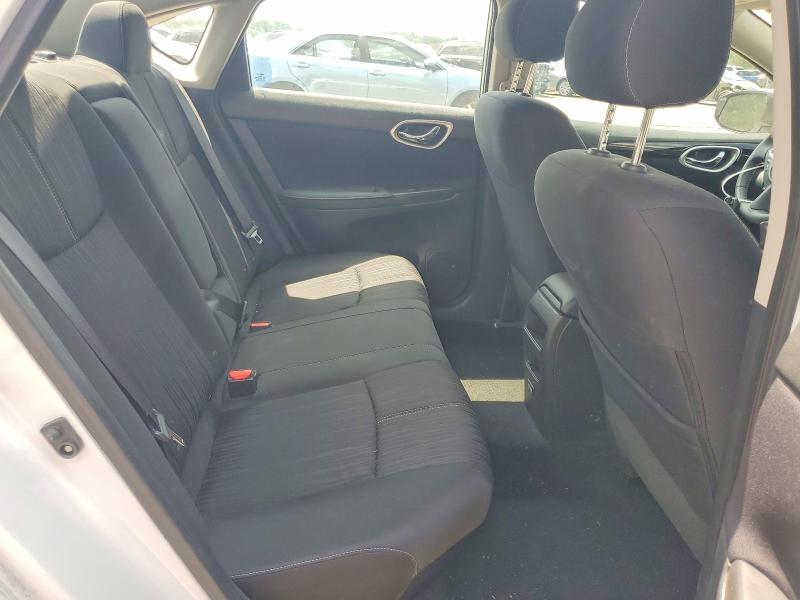Продажа на аукционе авто 2018 Nissan Sentra, vin: 3N1AB7AP8JL619939, номер лота: 63991286