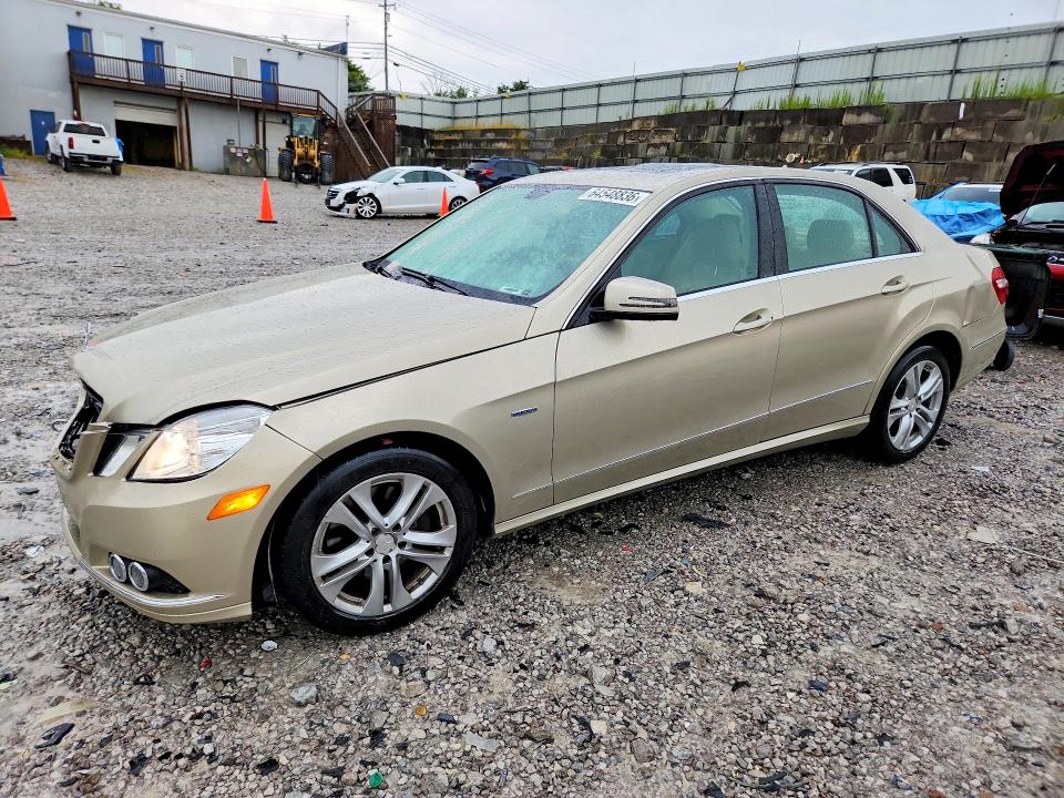 64548836 :رقم المزاد ، WDDHF2EB5BA343056 vin ، 2011 Mercedes-benz E مزاد بيع