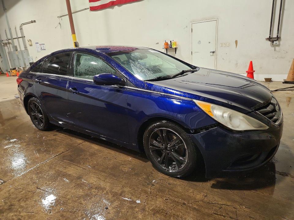 2011 Hyundai Sonata მანქანა იყიდება აუქციონზე, vin: 5NPEB4AC3BH052423, აუქციონის ნომერი: 65889256