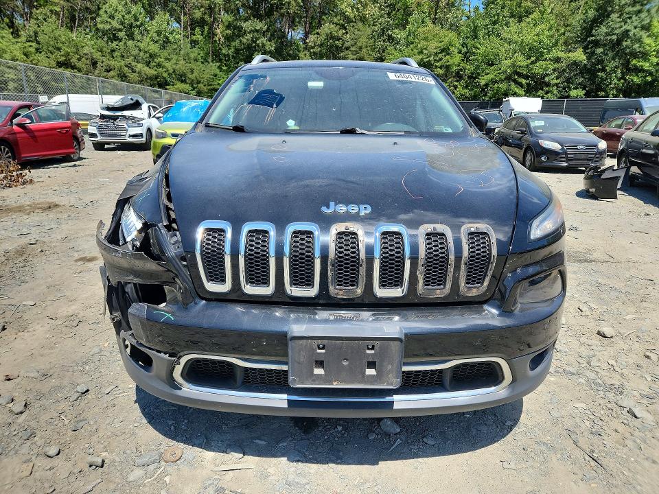 64041226 :رقم المزاد ، 1C4PJLDB7HW516891 vin ، 2017 Jeep Cherokee مزاد بيع