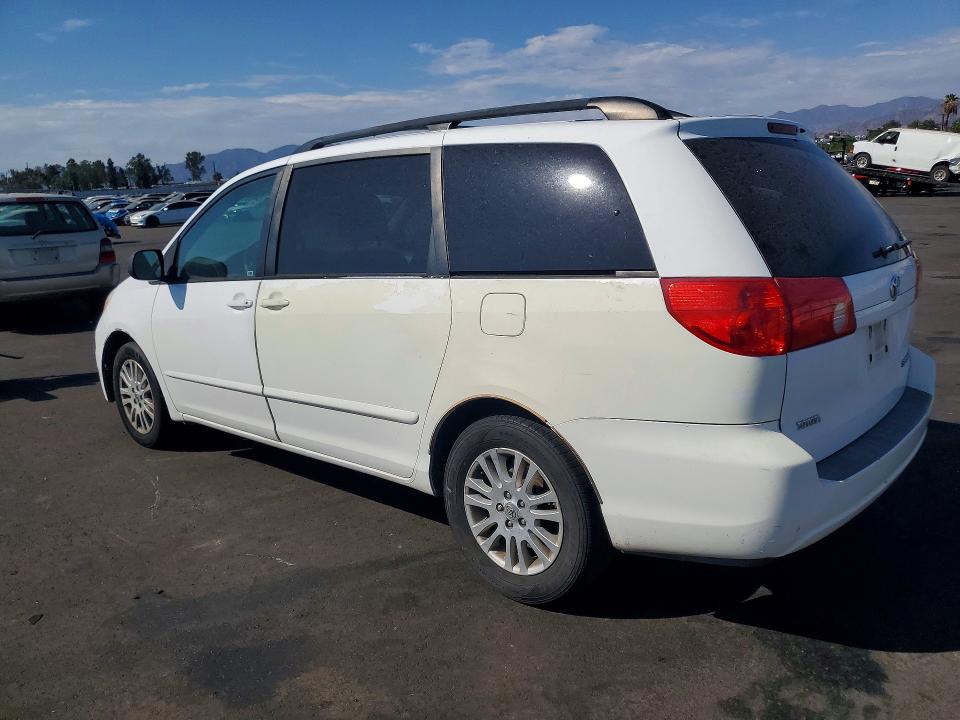 Aukcja sprzedaży 2010 Toyota Sienna, vin: 5TDKK4CC1AS327621, numer aukcji: 64695506