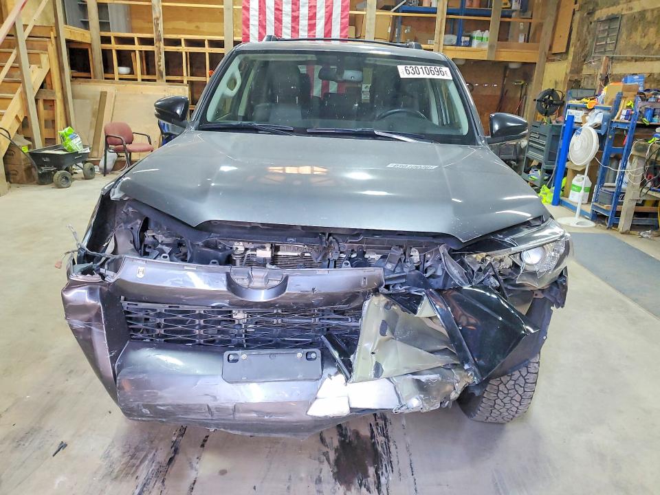 2019 Toyota 4runner მანქანა იყიდება აუქციონზე, vin: JTEBU5JR6K5674775, აუქციონის ნომერი: 63010696