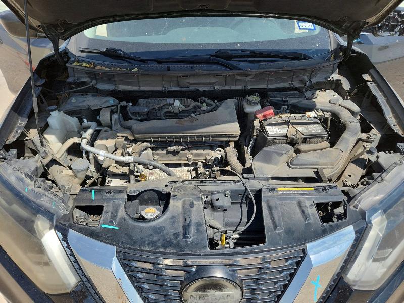 64242706 :رقم المزاد ، KNMAT2MVXJP516033 vin ، 2018 Nissan Rogue مزاد بيع