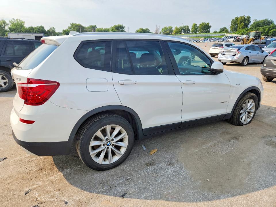 63446056 :رقم المزاد ، 5UXWX9C58F0D59382 vin ، 2015 Bmw X3 مزاد بيع