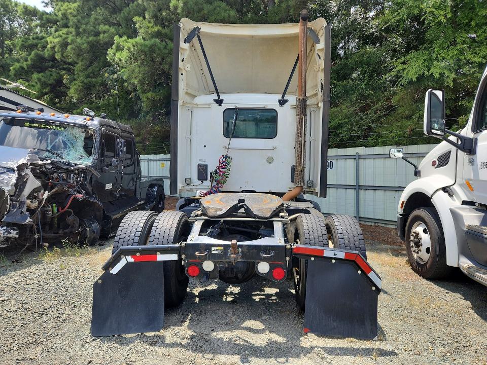 Продаж на аукціоні авто 2017 Peterbilt 579, vin: 1XPBA48X2HD428508, номер лоту: 61967946