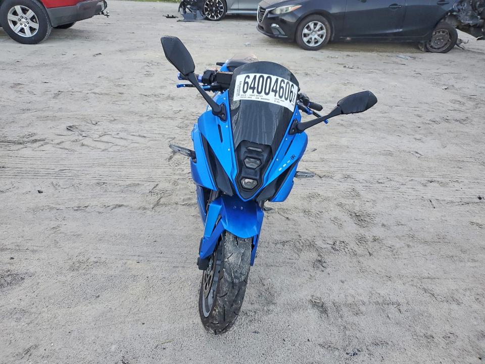 Продажа на аукционе авто 2025 Suzuki Gsx800, vin: JS1EM13BXS7100298, номер лота: 64004606