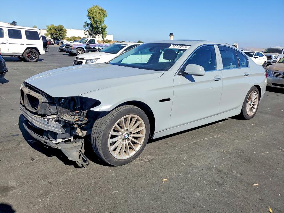 63712946 :رقم المزاد ، WBAFR7C58BC805310 vin ، 2011 Bmw 535 مزاد بيع