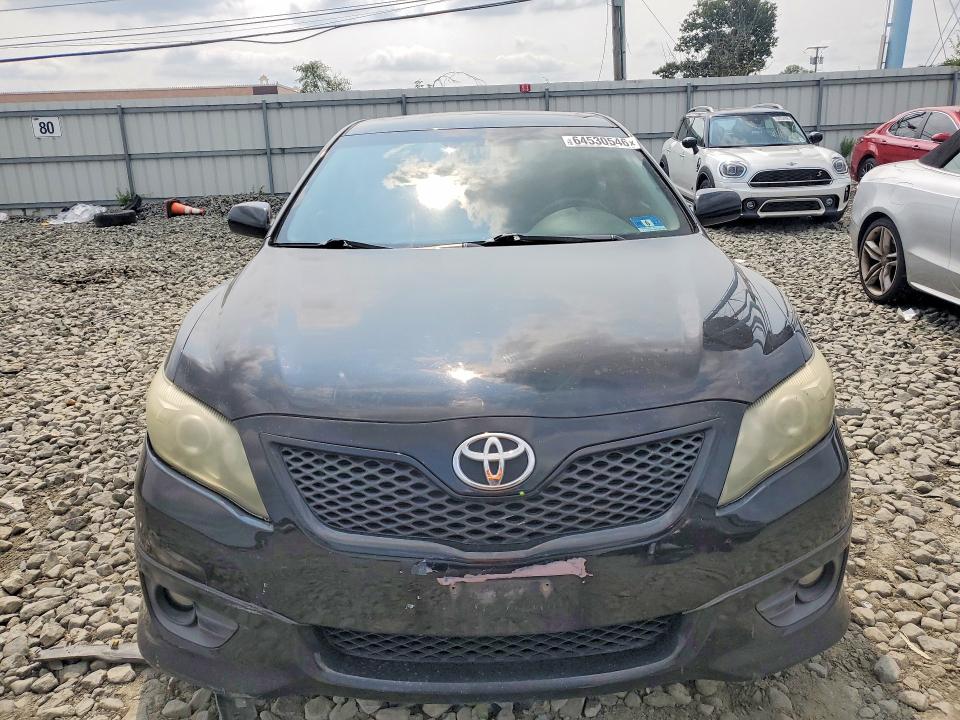 64530546 :رقم المزاد ، 4T1BF3EK5AU014047 vin ، 2010 Toyota Camry مزاد بيع