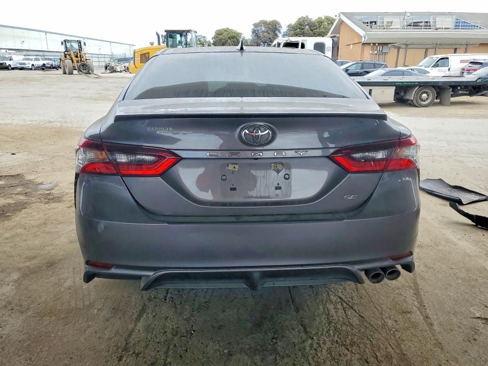Продаж на аукціоні авто 2023 Toyota Camry, vin: 4T1G11AK6PU722671, номер лоту: 66129716