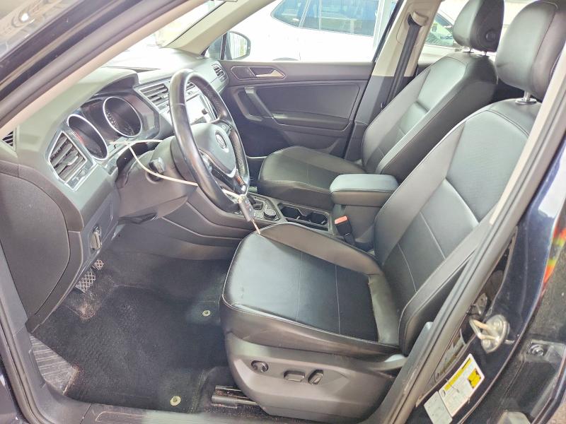 65490596 :رقم المزاد ، 3VV2B7AX9JM100203 vin ، 2018 Volkswagen Tiguan مزاد بيع