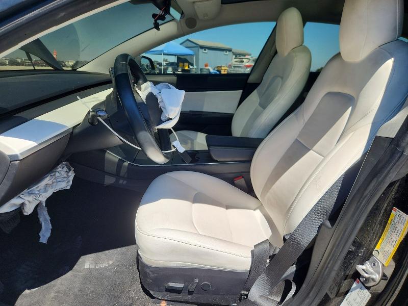65211496 :رقم المزاد ، 5YJ3E1EB4JF170623 vin ، 2018 Tesla Model 3 مزاد بيع