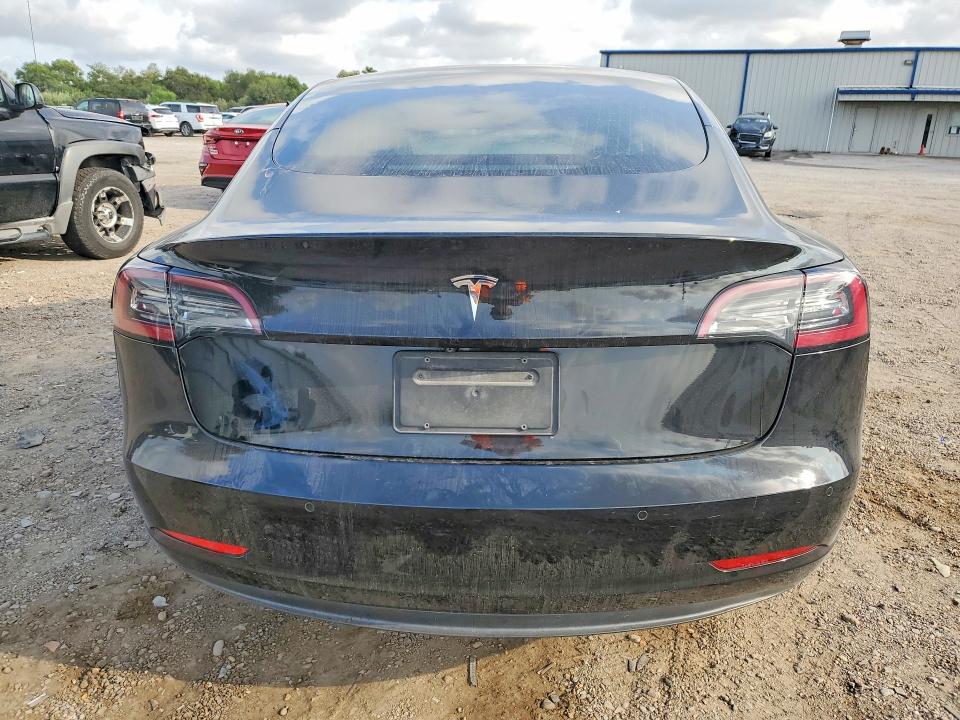 Продажа на аукционе авто 2019 Tesla Model 3, vin: 5YJ3E1EAXKF362962, номер лота: 63677986