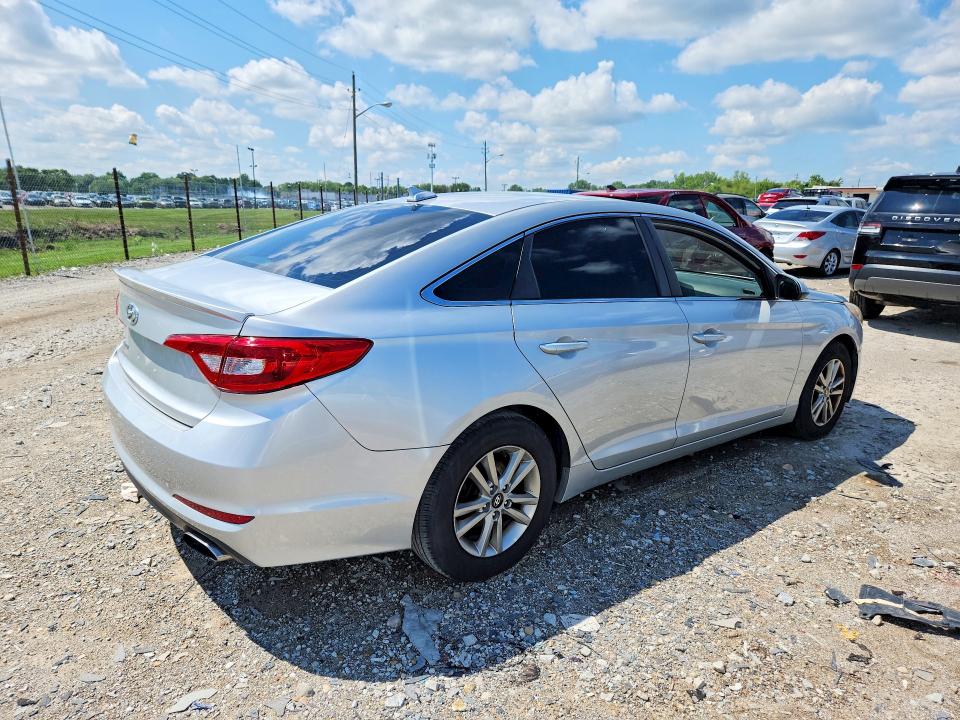 2017 Hyundai Sonata მანქანა იყიდება აუქციონზე, vin: 5NPE24AF7HH470647, აუქციონის ნომერი: 63337616