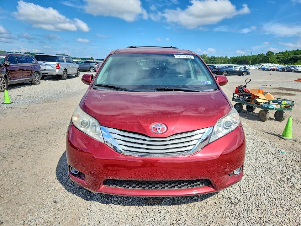 Продаж на аукціоні авто 2017 Toyota Sienna, vin: 5TDKZ3DC5HS859579, номер лоту: 64251256