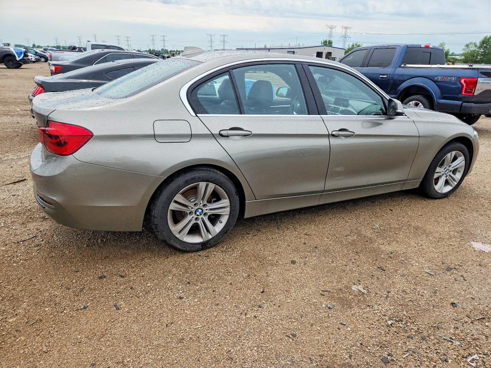 64375566 :رقم المزاد ، WBA8D9C52JEB35472 vin ، 2018 Bmw 330 مزاد بيع