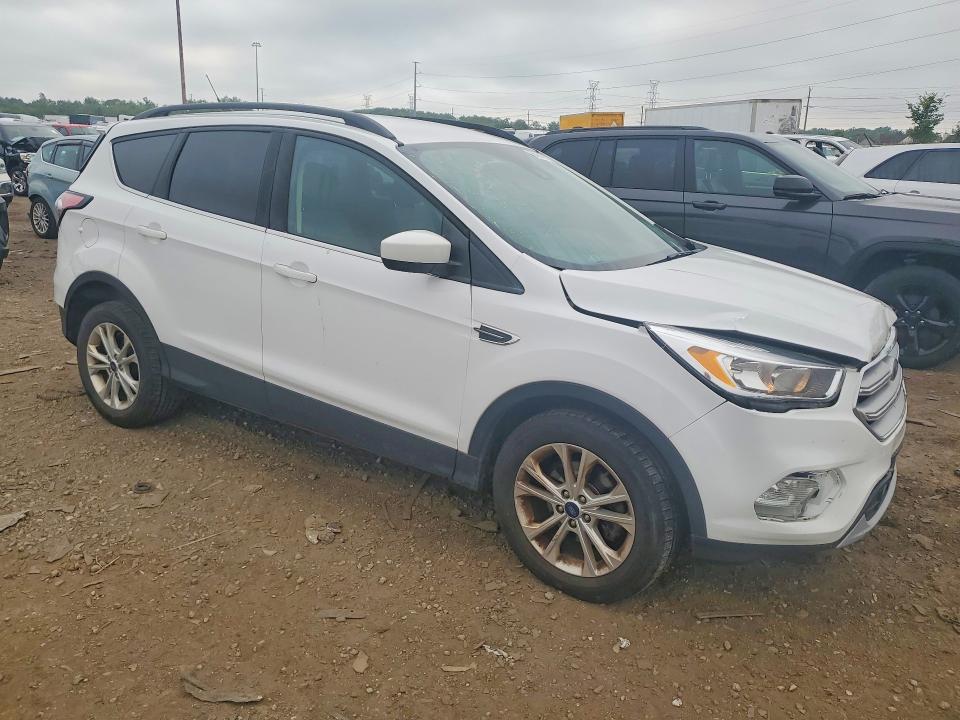 Aukcja sprzedaży 2018 Ford Escape, vin: 1FMCU0GD7JUC57446, numer aukcji: 64646066