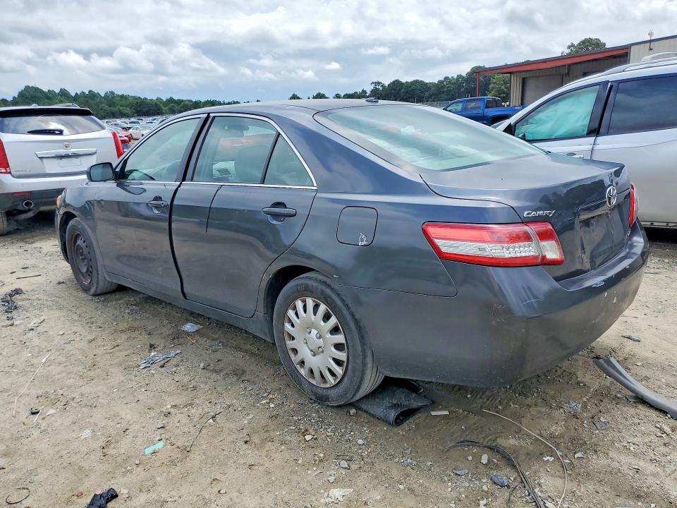 63667556 :رقم المزاد ، 4T1BF3EKXAU567132 vin ، 2010 Toyota Camry مزاد بيع