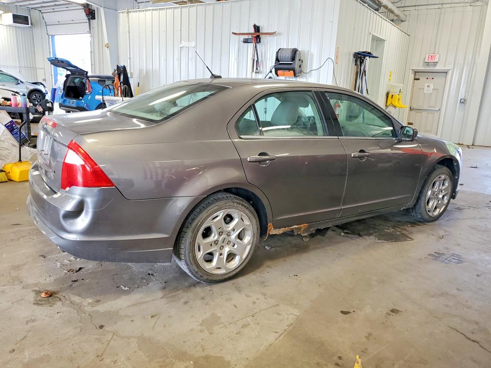 Продажа на аукционе авто 2010 Ford Fusion, vin: 3FAHP0HA4AR232720, номер лота: 61575756