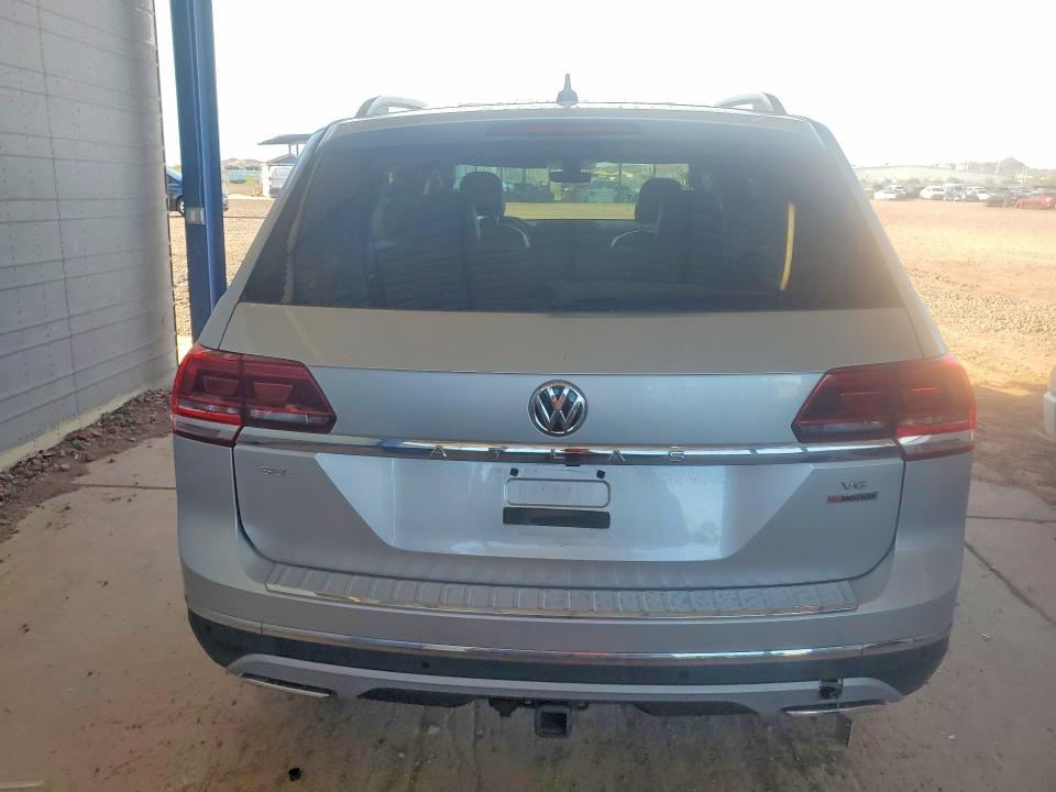 66099036 :رقم المزاد ، 1V2MR2CA9JC515794 vin ، 2018 Volkswagen Atlas مزاد بيع