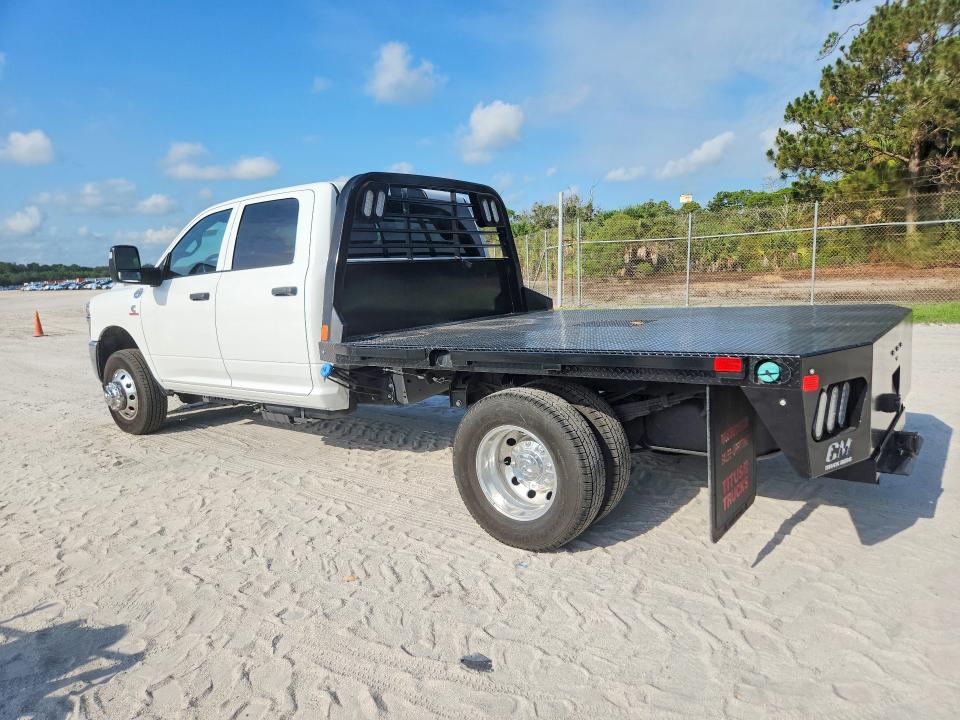 64360716 :رقم المزاد ، 3C7WRTCL1SG521981 vin ، 2025 Ram 3500 مزاد بيع