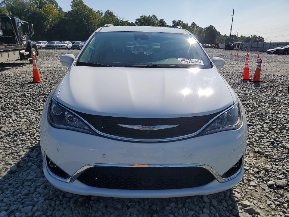 66479346 :رقم المزاد ، 2C4RC1EG3HR636021 vin ، 2017 Chrysler Pacifica مزاد بيع