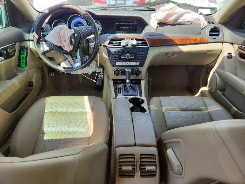 65201886 :رقم المزاد ، WDDGF4HBXEG248254 vin ، 2014 Mercedes-benz C مزاد بيع