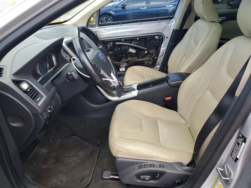 Продажа на аукционе авто 2016 Volvo Xc60, vin: YV449MRM4G2876649, номер лота: 64295916