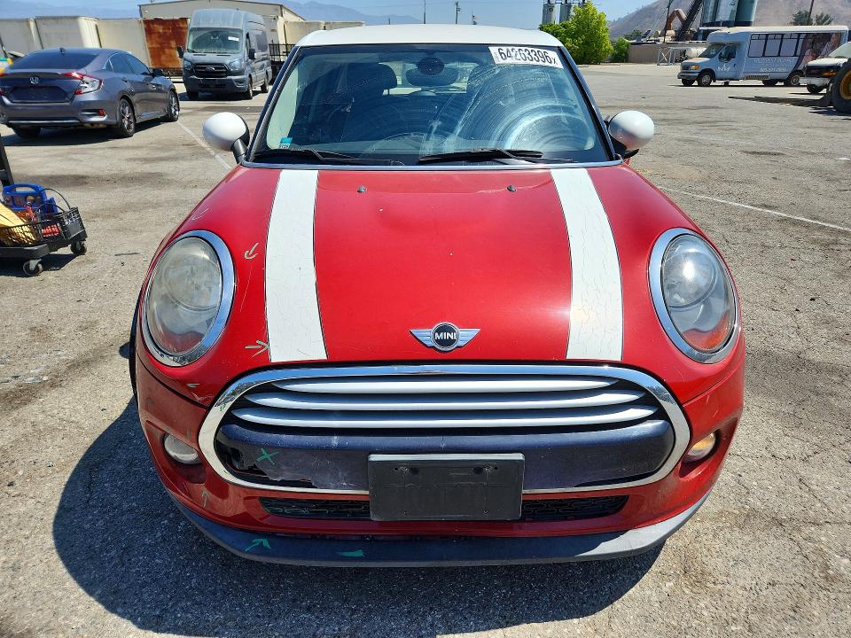 Продажа на аукционе авто 2015 Mini Cooper, vin: WMWXS5C56FT829172, номер лота: 64263396