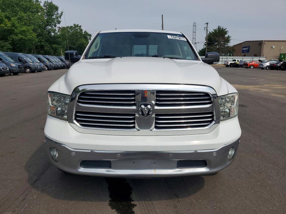 64753186 :رقم المزاد ، 1C6RR7LG7HS626277 vin ، 2017 Ram 1500 مزاد بيع