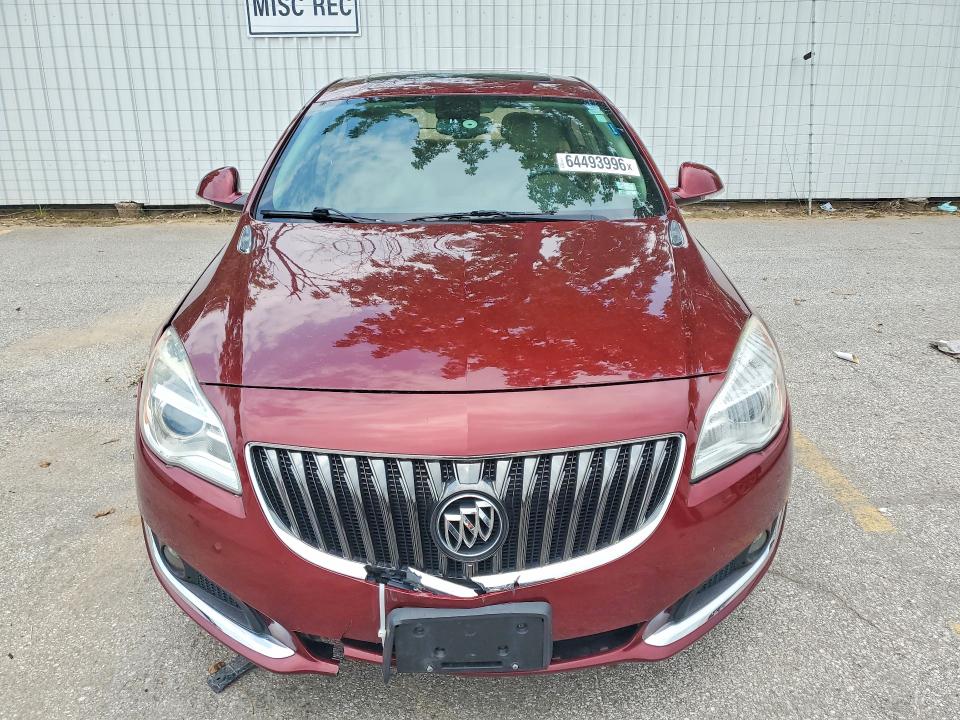 64493996 :رقم المزاد ، 2G4GK5EX2G9198975 vin ، 2016 Buick Regal مزاد بيع